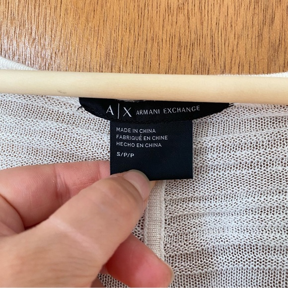 •Armani Exchange white textured blouse• Size S - Picture 2 of 6